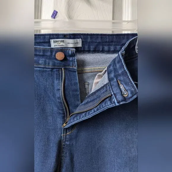 Signature by Levi Strauss women's jeans - Picture 5 of 9